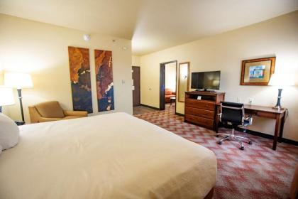 Best Western PLUS Cimarron Hotel & Suites - image 12