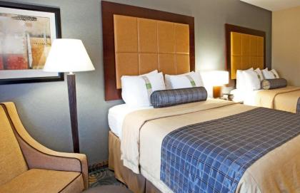 Holiday Inn Hotel & Suites Stockbridge-Atlanta I-75 an IHG Hotel - image 6