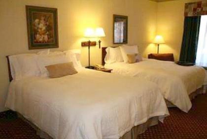 Hampton Inn Atlanta-Stockbridge - image 3