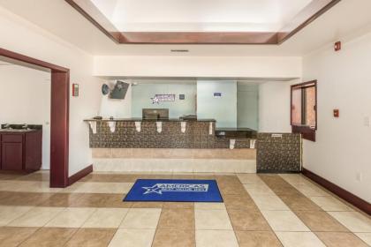 Americas Best Value Inn Stockbridge - image 11