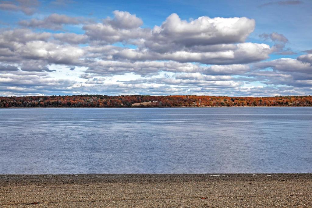 Beautiful Sandy Point Getaway with Wraparound Deck! - image 7