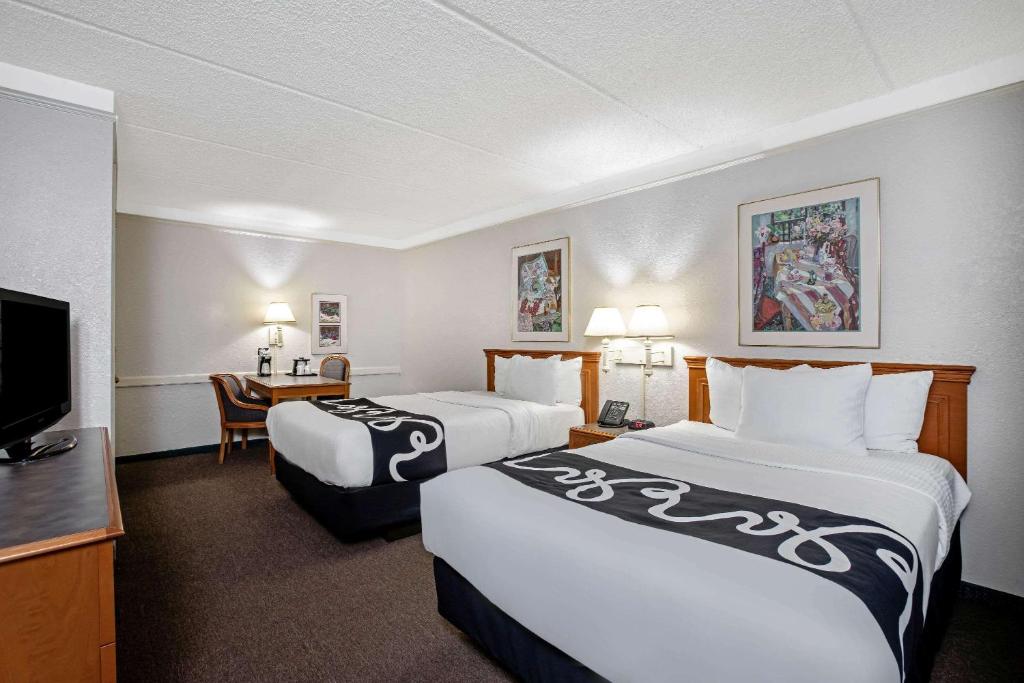 La Quinta Inn by Wyndham Stockton - image 7