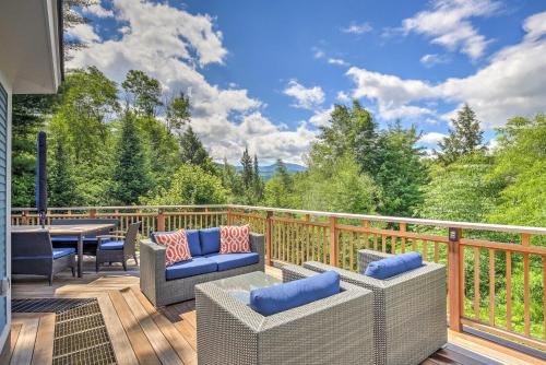 Pet-Friendly House with Deck - 10 Mi to Stowe Mtn! - image 4