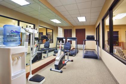 Holiday Inn Express Hotel & Suites Cleveland-Streetsboro an IHG Hotel - image 3