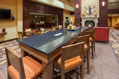 Hampton Inn & Suites Cleveland-Southeast-Streetsboro - image 10