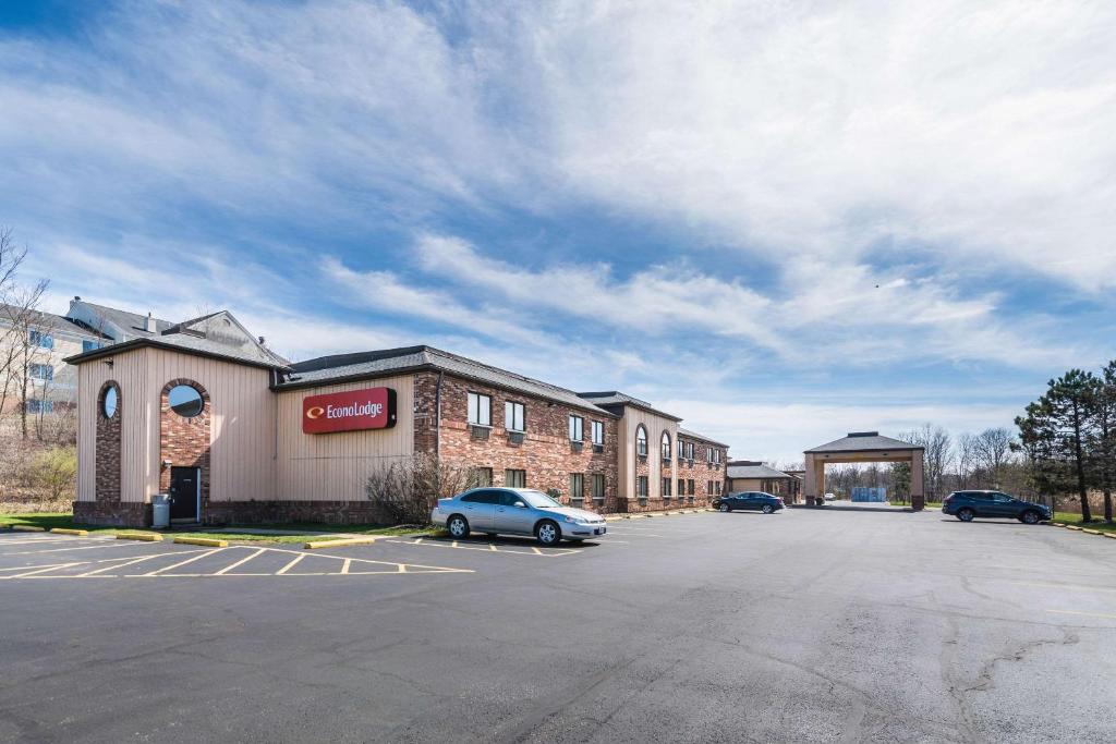 Econo Lodge Streetsboro - main image