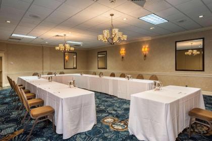 Holiday Inn Cleveland - Strongsville - Airport an IHG Hotel - image 9