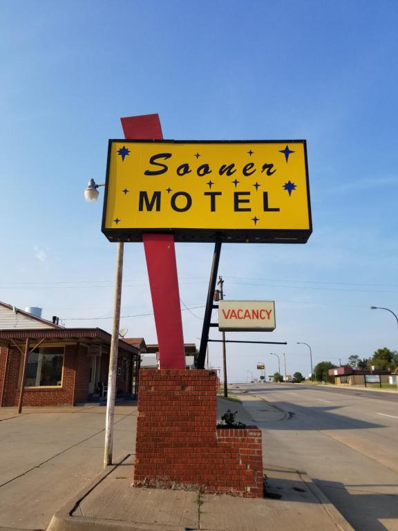 Sooner Motel - image 3