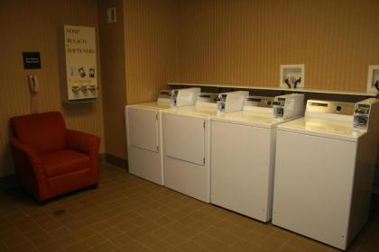 Hampton Inn Stroudsburg Poconos - image 3