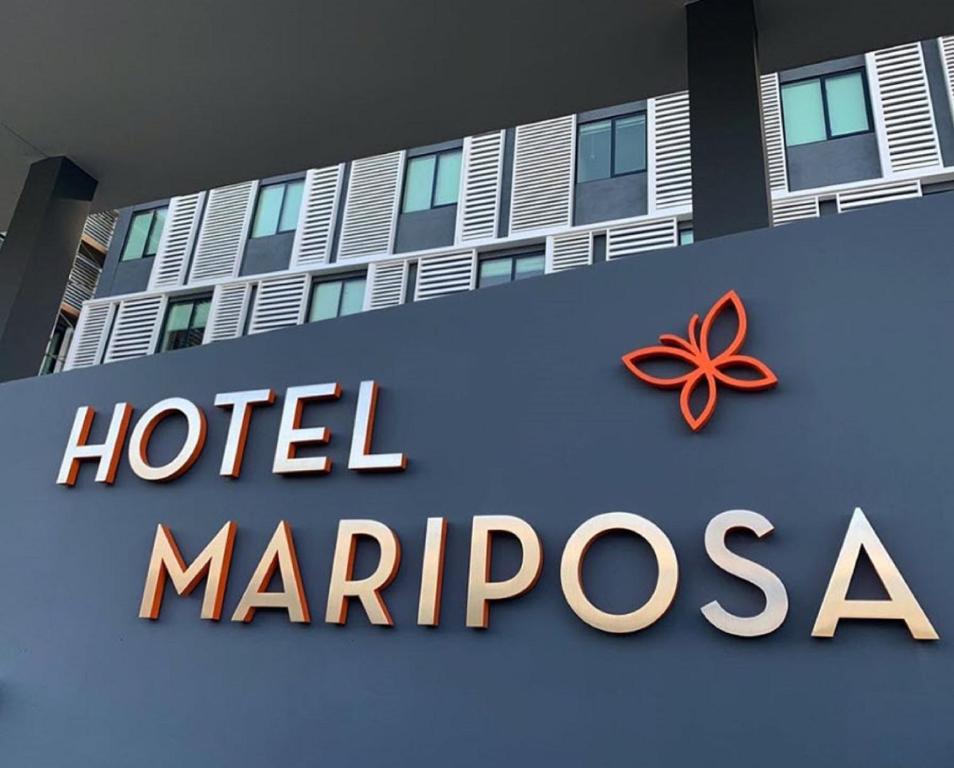 Hotel Mariposa - image 2