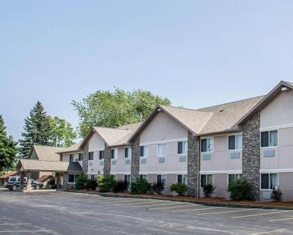 Quality Inn & Suites Sturgeon Bay  - image 11