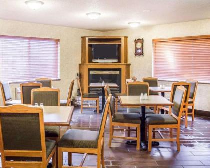 Quality Inn & Suites Sturgeon Bay  - image 4