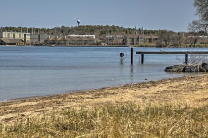 Modern Sturgeon Bay Home by Potawatomi State Park! - image 10