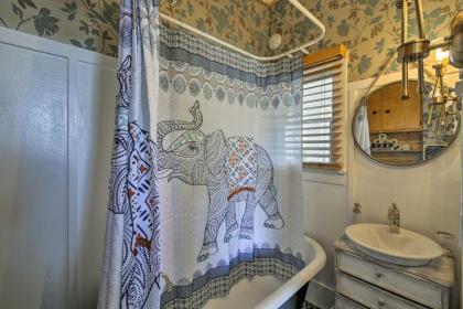 Collectic Farmhouse Suite! in Sturgeon Bay! - image 14