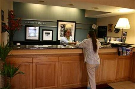 Hampton Inn Sturgis - image 3