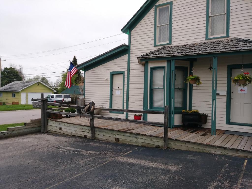 The Sturgis Motel - image 6