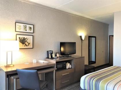 Country Inn & Suites by Radisson Mt. Pleasant-Racine West WI - image 16