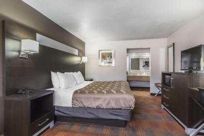 Quality Inn & Suites Stuttgart North - image 12