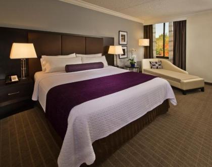 Crowne Plaza Suffern-Mahwah an IHG Hotel - image 8