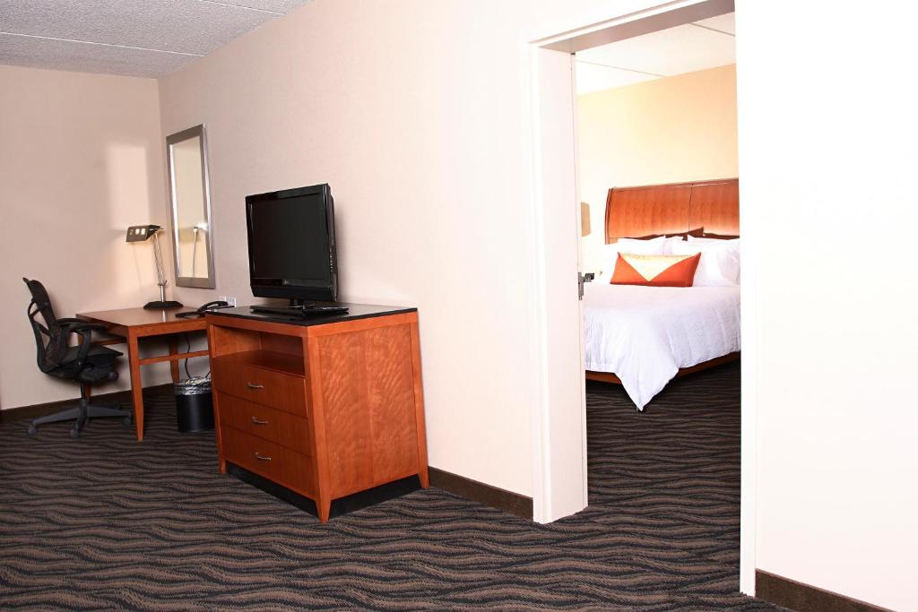 Hilton Garden Inn Chesapeake/Suffolk - main image