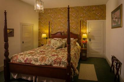 Taylor House Inn - image 10