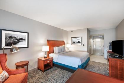 Hilton Garden Inn Houston/Sugar Land - image 12