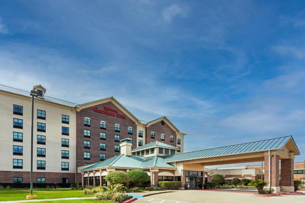 Hilton Garden Inn Houston/Sugar Land - image 7