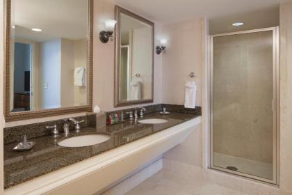 Houston Marriott Sugar Land - image 6