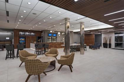 Courtyard by Marriott Houston Sugar Land/Lake Pointe - image 8