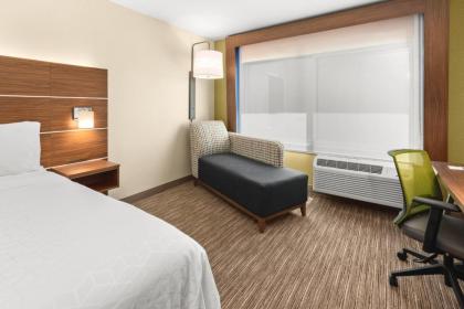 Holiday Inn Express And Suites Suisun City Napa Valley Area - image 4