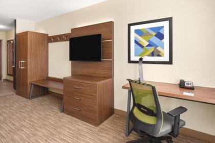 Holiday Inn Express And Suites Suisun City Napa Valley Area - image 6