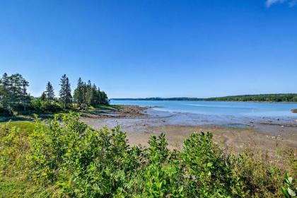 Shorefront House with Views 14 Mi to Acadia NP! - image 9