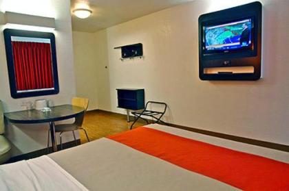 Motel 6-Sulphur Springs TX - image 15