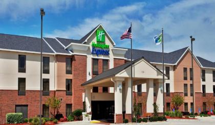 Holiday Inn Express & Suites Sulphur - Lake Charles an IHG Hotel - image 10