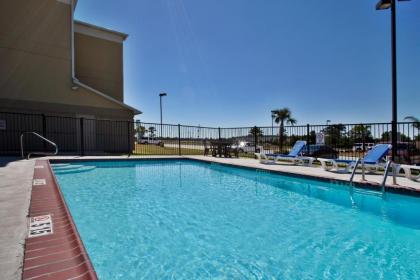 Candlewood Suites Lake Charles-Sulphur - image 9