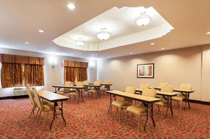 Comfort Suites Sulphur - Lake Charles - image 10