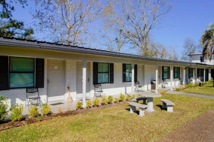 OYO Hotel Sulphur LA Hwy 90 West - image 6