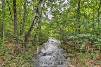 Quiet Summerville Escape with Grill Listen to Creek - image 10