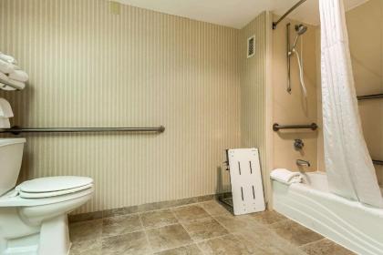 Quality Inn Summerville-Charleston - image 11