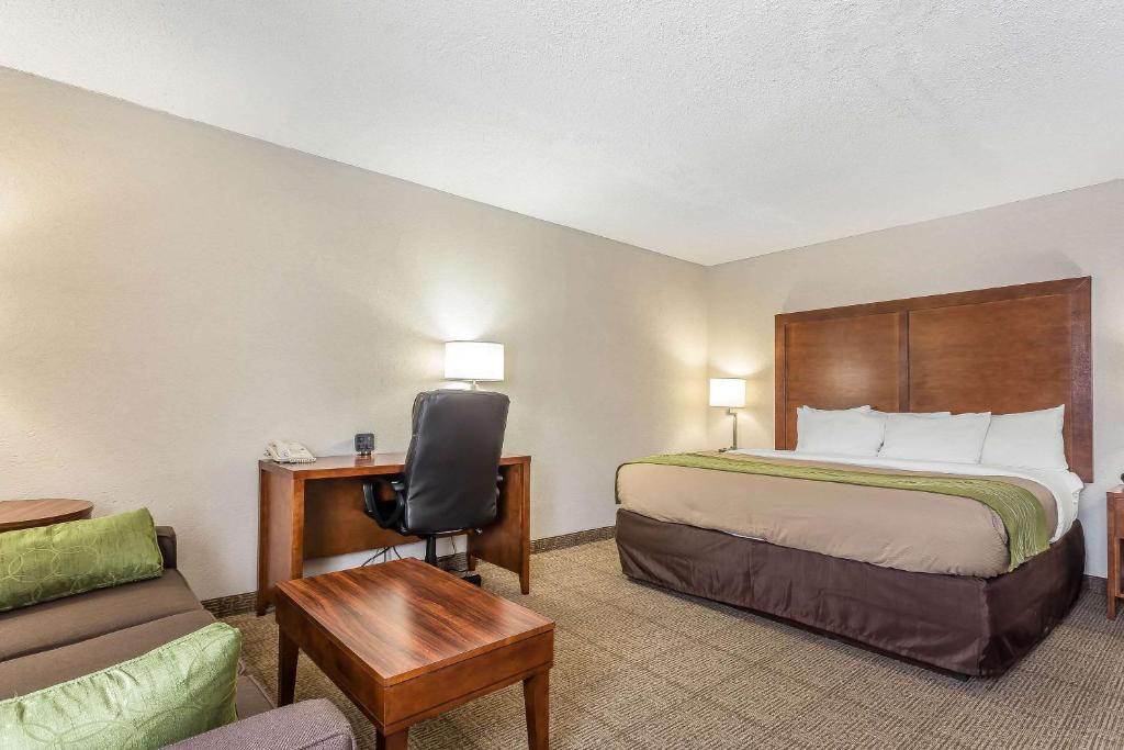 Quality Inn Summerville-Charleston - image 3