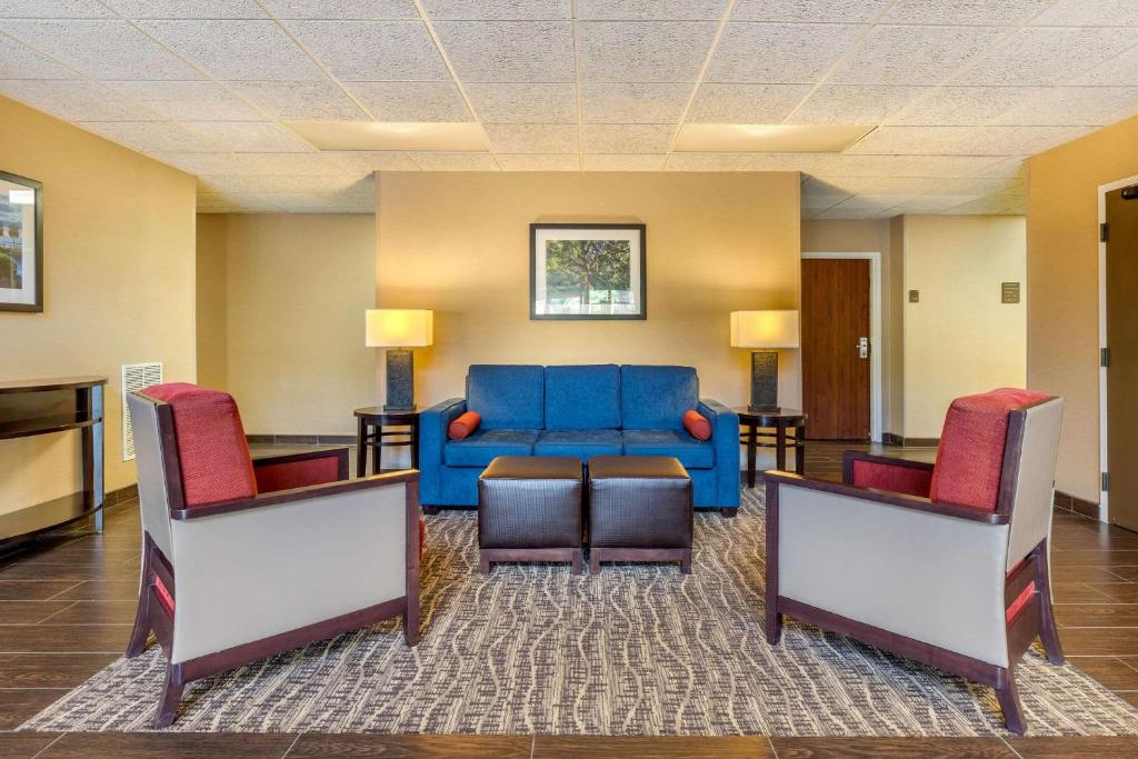 Comfort Inn Summerville – Charleston - main image