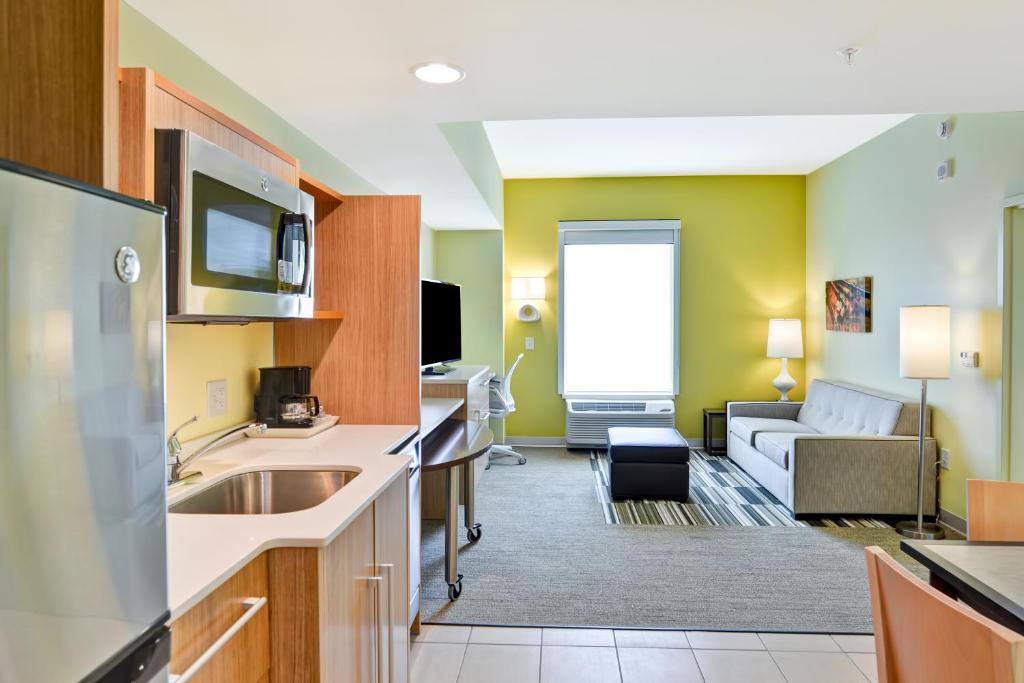 Home2 Suites By Hilton Summerville - image 3