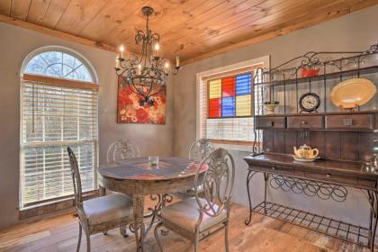 Charming Escape with Fire Pit in Summerville! - image 10