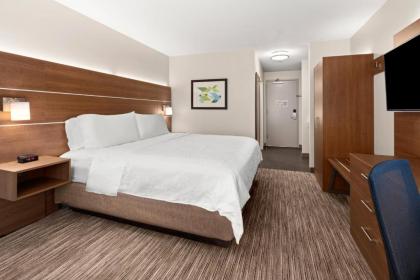 Holiday Inn Express and Suites Sumner an IHG Hotel - image 15