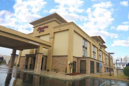 Hampton Inn Sumter - image 14