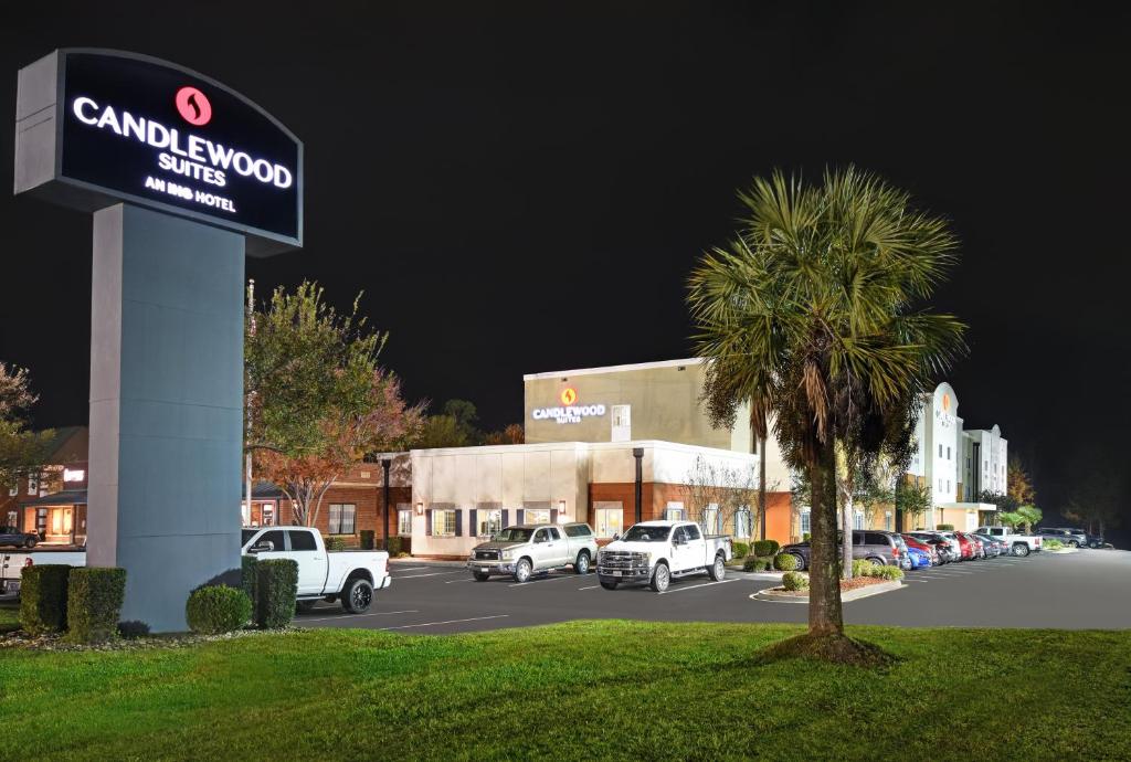 Candlewood Suites Sumter an IHG Hotel - main image