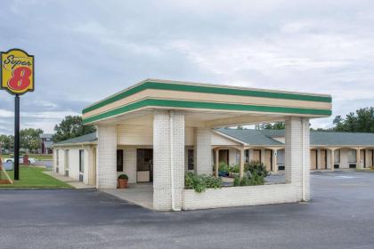 Super 8 by Wyndham Sumter South Carolina