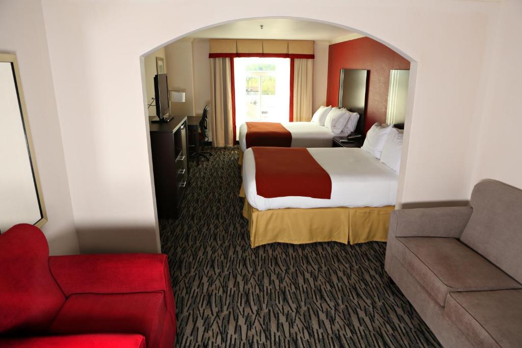 Holiday Inn Express Hotel & Suites - Sumter an IHG Hotel - image 5