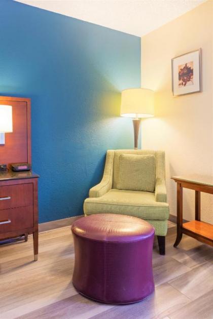 Quality Inn Sumter - image 12