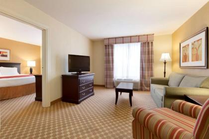 Country Inn & Suites by Radisson Sumter SC - image 9